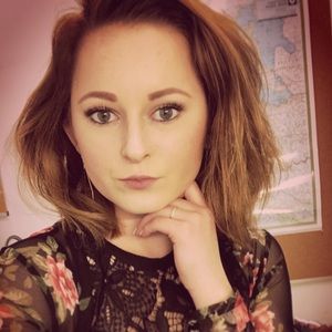 Meet your Posher, Hailey